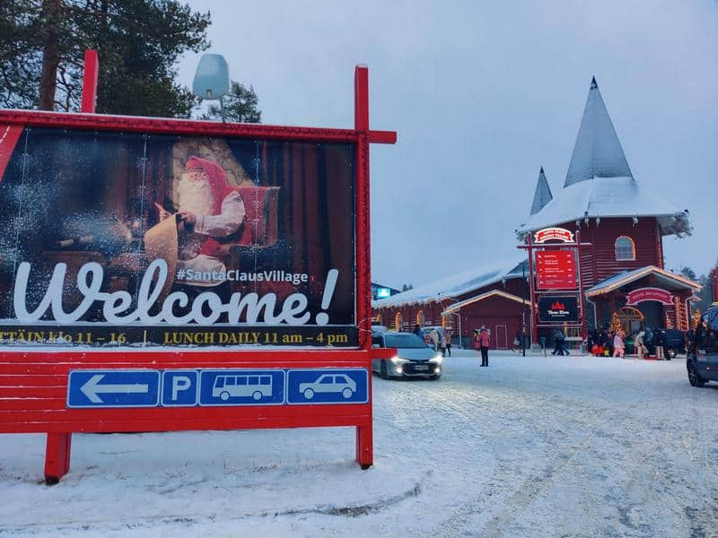 satul lui mos craciun rovaniemi | satul lui mos craciun finlanda | laponia mos craciun | in vizita la mos craciun in laponia |